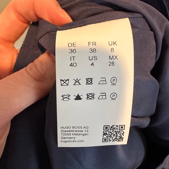 NWOT: BOSS Hemio Textured V-Neck Dress, Size 4 - Picture 10 of 10